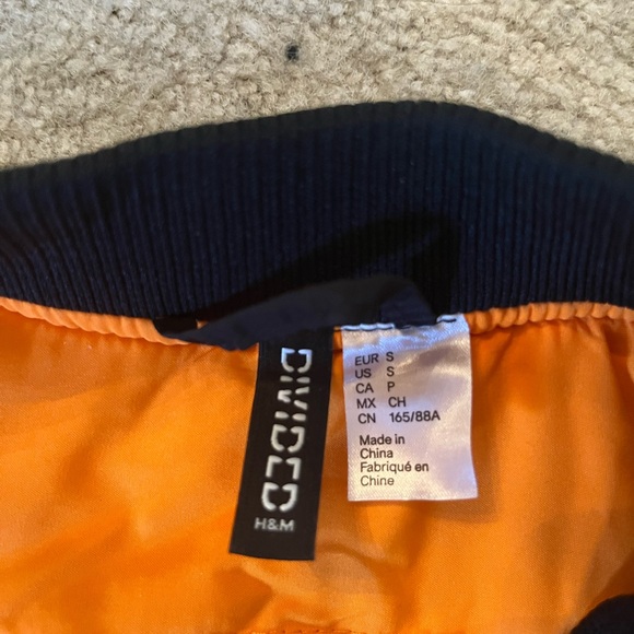 Jacket - Picture 4 of 4